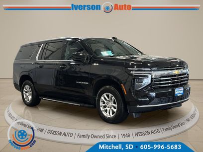 Used 2025 Chevrolet Suburban LT