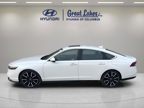 Used 2024 Honda Accord Touring image 6