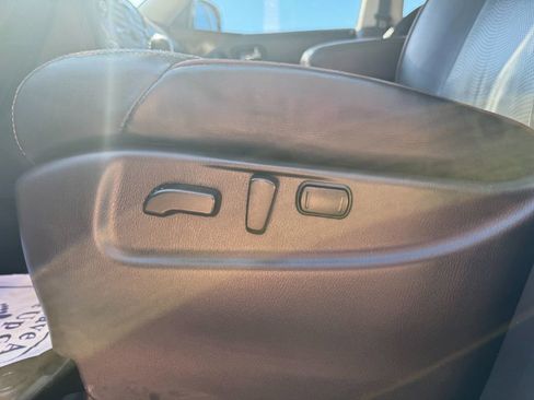 Used 2019 Nissan Armada SL w/ Premium Package image 36