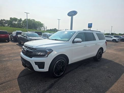 Used 2022 Ford Expedition Max Limited AWD/4WD image 3
