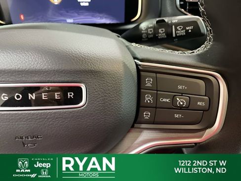 New 2025 Jeep Wagoneer Series II w/ Convenience Group I image 37