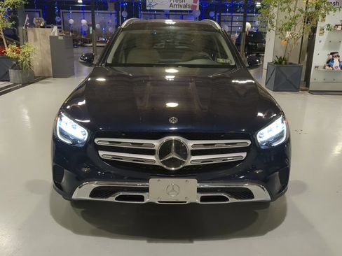 Used 2021 Mercedes-Benz GLC 300 4MATIC image 3