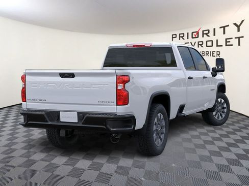 New 2026 Chevrolet Silverado 2500 Custom w/ Custom Value Package AWD/4WD image 4