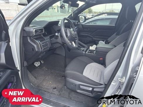Used 2025 Toyota 4Runner TRD Sport AWD/4WD image 15