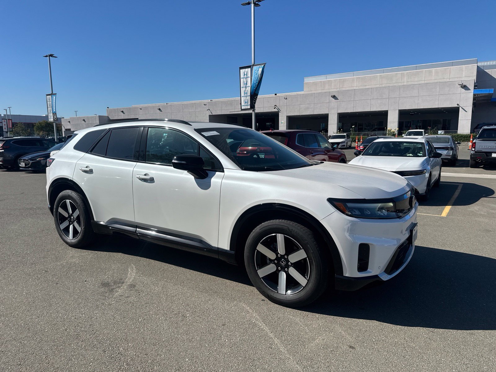 Used 2024 Honda Prologue Touring image 2