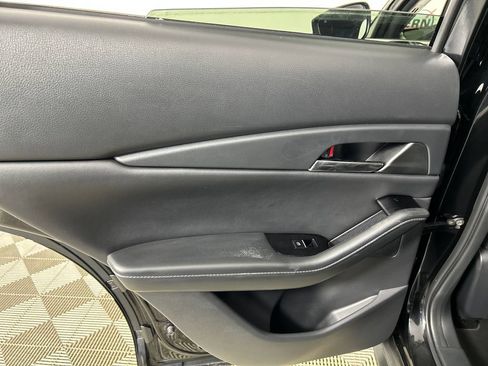 Used 2025 MAZDA CX-30 AWD 2.5 S w/ Preferred Package image 16