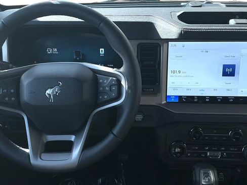 New 2026 Ford Bronco Outer Banks image 10