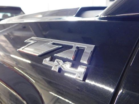 Used 2016 GMC Sierra 1500 SLE w/ SLE Value Package image 4