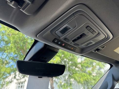 Certified 2022 Chevrolet Silverado 2500 LTZ w/ LTZ Convenience Package AWD/4WD image 16