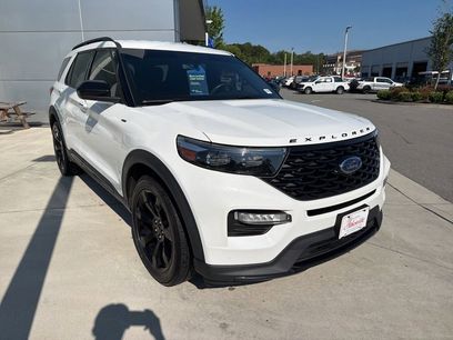 Certified 2023 Ford Explorer ST-Line w/ Class IV Trailer Tow Package