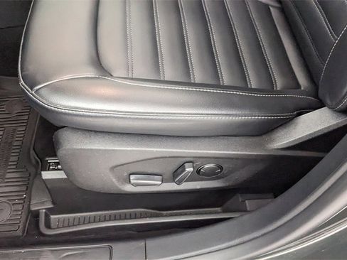 Certified 2022 Ford Edge SEL w/ Convenience Package image 28