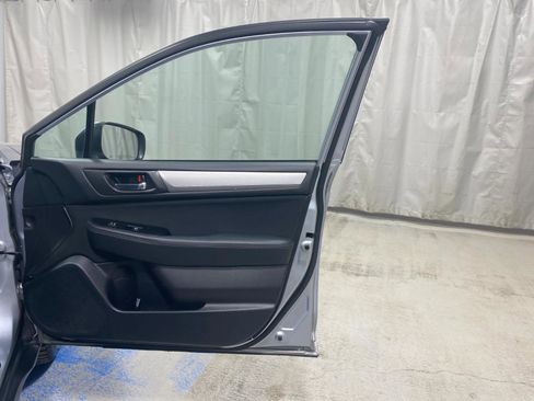 Used 2018 Subaru Outback 2.5i Premium image 21