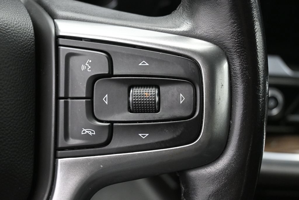 Used 2022 Chevrolet Silverado 1500 LT AWD/4WD image 18