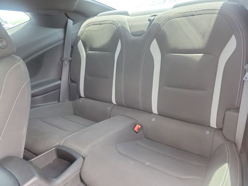 Used 2023 Chevrolet Camaro LT RWD image 15