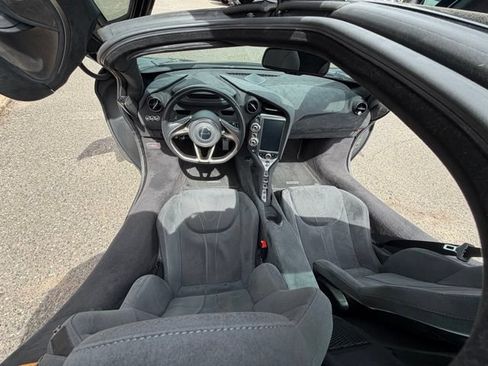 Used 2018 McLaren 720S RWD image 17