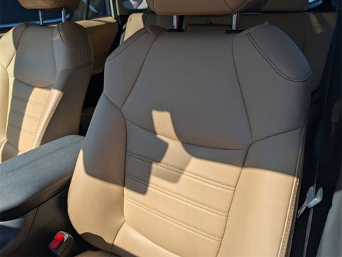 Used 2024 Toyota RAV4 XLE Premium image 4