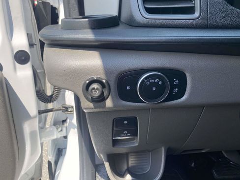 Used 2025 Ford Transit 250 Low Roof w/ Exterior Upgrade Package RWD image 10