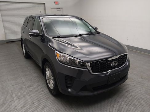 Used 2020 Kia Sorento LX AWD/4WD image 13