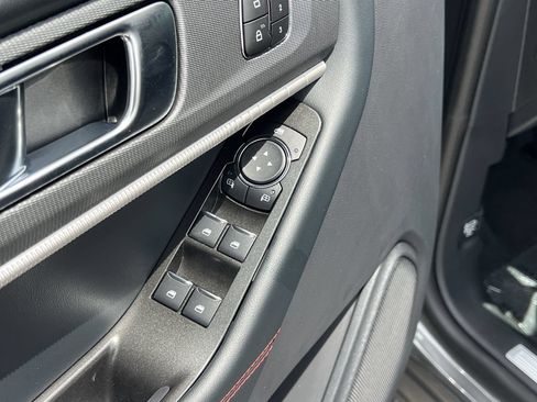 New 2026 Ford Explorer ST-Line AWD/4WD image 15