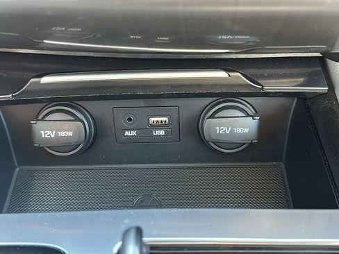 Used 2016 Hyundai Genesis 3.8 w/ Option Group 02 image 27