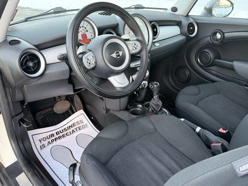 Used 2008 MINI Cooper Hardtop image 7