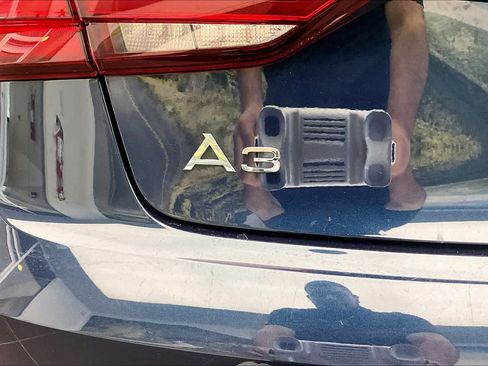 Used 2017 Audi A3 2.0T Premium image 32