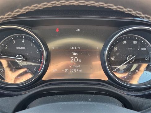 Used 2022 Buick Encore GX Preferred image 25