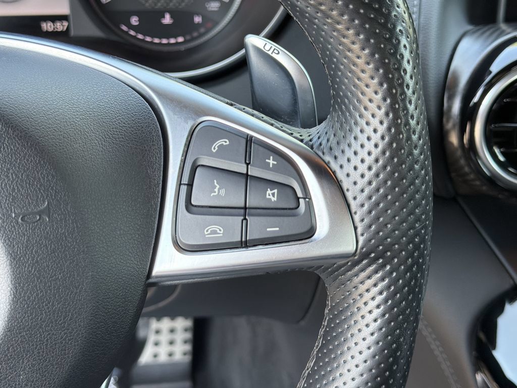 Used 2018 Mercedes-Benz AMG GT Roadster image 23