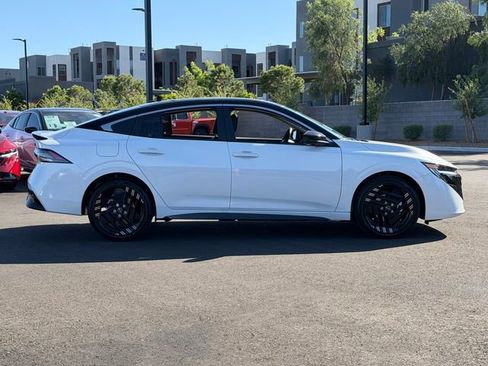 New 2026 Nissan Sentra SR FWD image 7