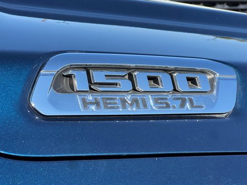 Used 2019 RAM 1500 Laramie AWD/4WD image 28