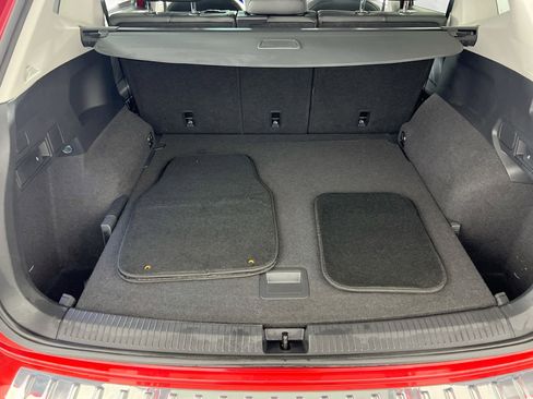 Used 2022 Volkswagen Tiguan SE AWD/4WD image 25