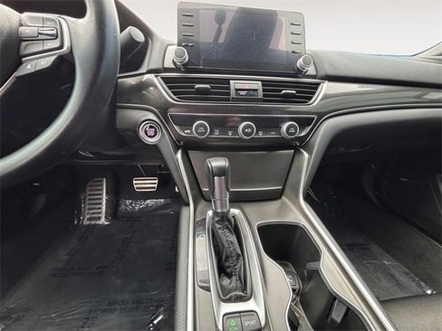 Used 2022 Honda Accord Sport image 11