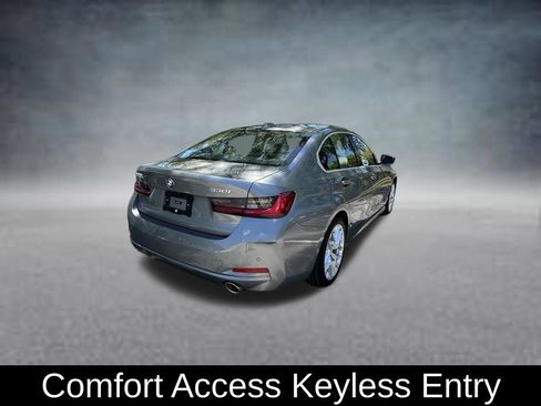 Used 2025 BMW 330i Sedan w/ Convenience Package RWD image 7