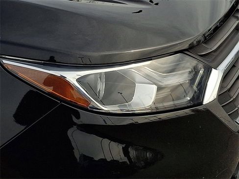 Used 2018 Chevrolet Equinox LT image 28