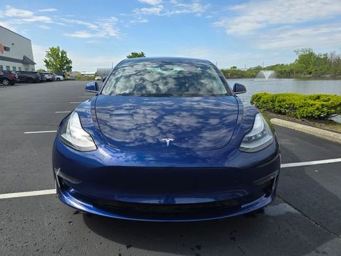 Used 2019 Tesla Model 3 Long Range RWD image 16