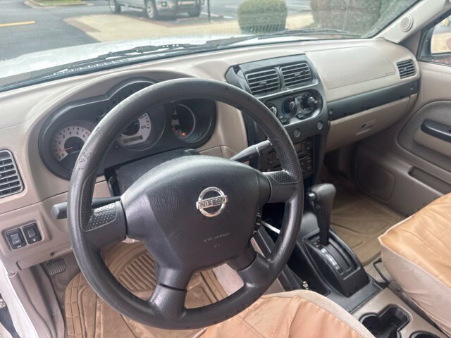 Used 2004 Nissan Frontier XE w/ (PWR) Pwr Pkg RWD image 14