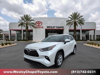 Certified 2024 Toyota Highlander LE
