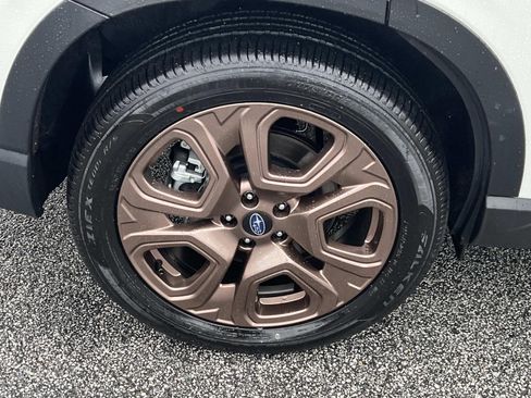 Certified 2025 Subaru Ascent Bronze Edition w/ Popular Package #2 image 17