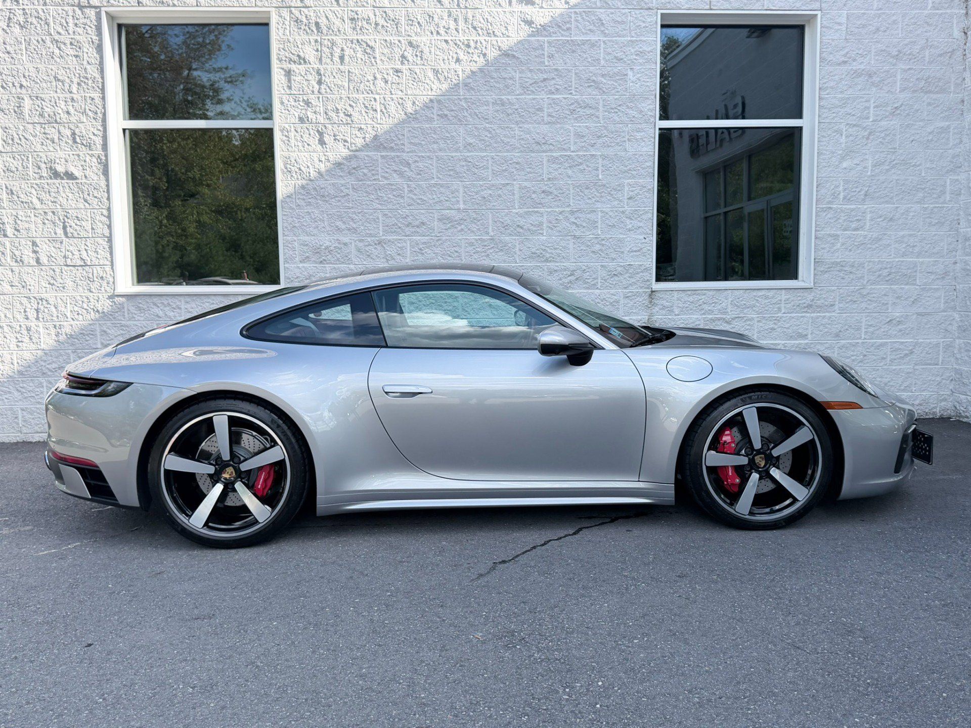 Used 2023 Porsche 911 Carrera S RWD image 46