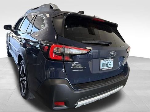 Used 2023 Subaru Outback Touring XT AWD/4WD image 4