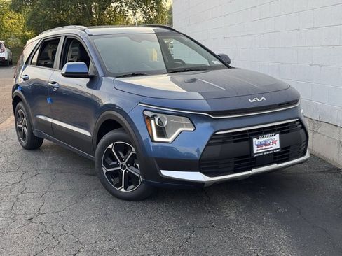 New 2025 Kia Niro EX image 5