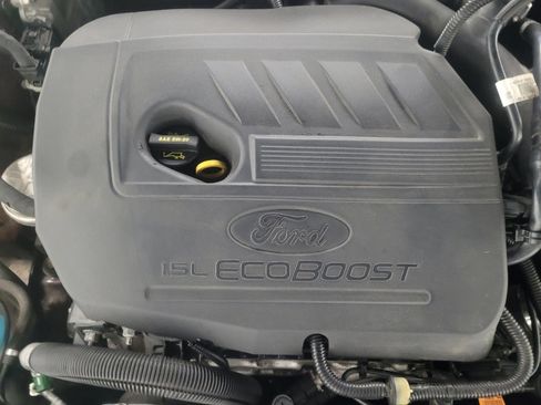 Used 2018 Ford Fusion SE w/ Fusion SE Technology Package FWD image 30