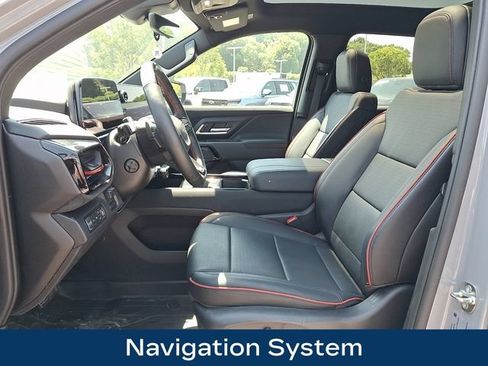 Used 2025 Chevrolet Silverado EV RST AWD/4WD image 2