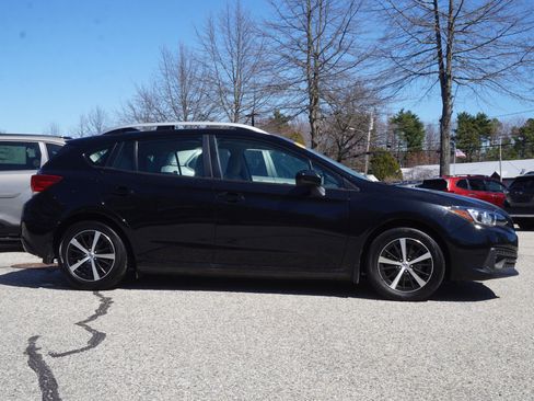 Used 2023 Subaru Impreza Premium AWD/4WD image 4