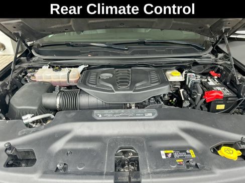 Used 2024 Jeep Wagoneer Series II AWD/4WD image 42