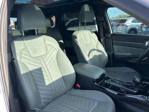 Used 2024 Kia Sorento SX Prestige w/ Sage Leather Package AWD/4WD image 47