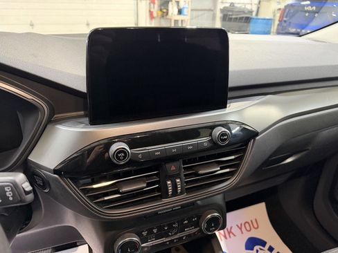 Used 2023 Ford Escape Active image 16