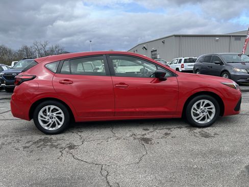 Used 2024 Subaru Impreza 2.0i image 9