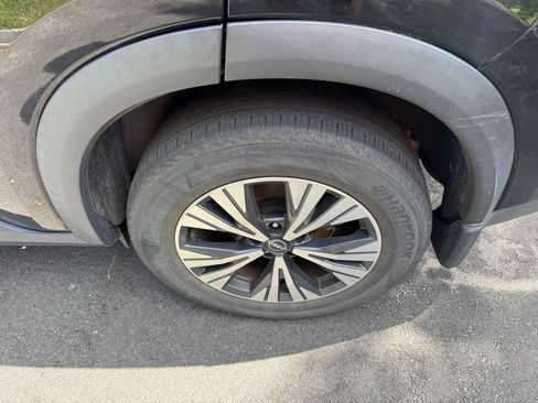 Used 2022 Nissan Rogue SV AWD/4WD image 10