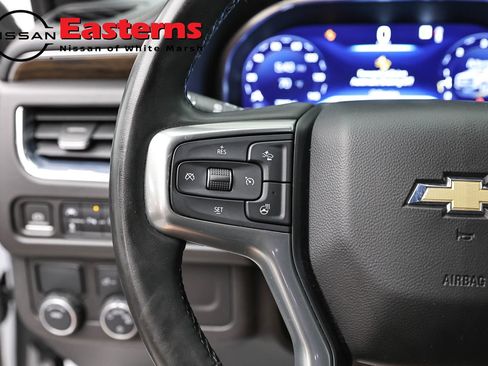 Used 2023 Chevrolet Suburban Premier RWD image 15